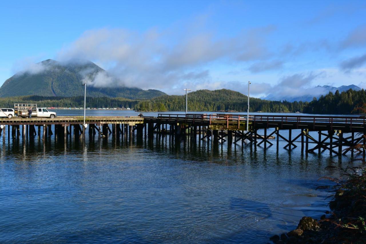 Island Village Properties At Fred Tibbs Tofino Exterior photo